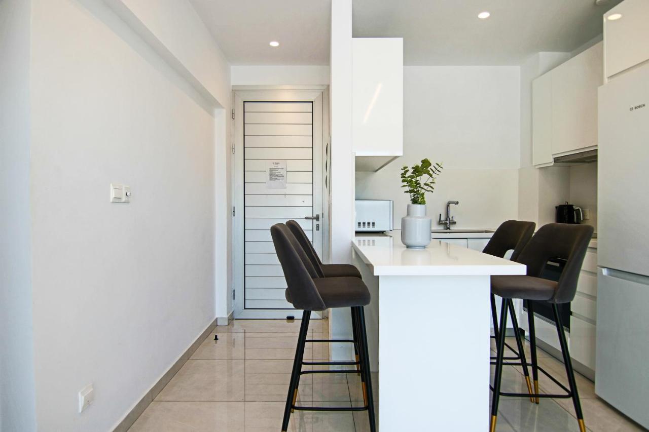 Phaedrus Living - Seaside Executive Flat Harbour 207 Apartment Paphos ภายนอก รูปภาพ